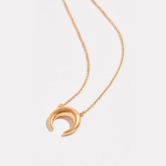 Madewell Chunky Crescent Moon Necklace - Picture 4 of 7